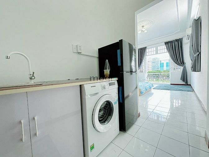 Hình ảnh Cho Thuê Căn Hộ Ban Công Lớn Ngay Gần Sân Bay_ Tân Bình