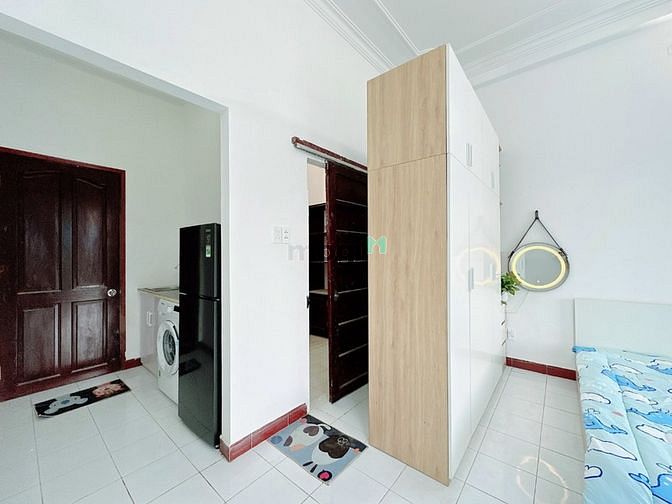 Hình ảnh Cho Thuê Căn Hộ Ban Công Lớn Ngay Gần Sân Bay_ Tân Bình