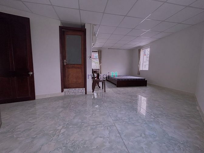 Hình ảnh Mb6623 nạp rút nhanh chóng studio siêu rộng gần khu K300, đầy đủ nội thất quận Tân Bình