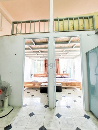 Hình ảnh Duplex 2PN gần cầu vượt Hoàng Hoa Thám, đầy đủ đồ, quận Tân Bình.