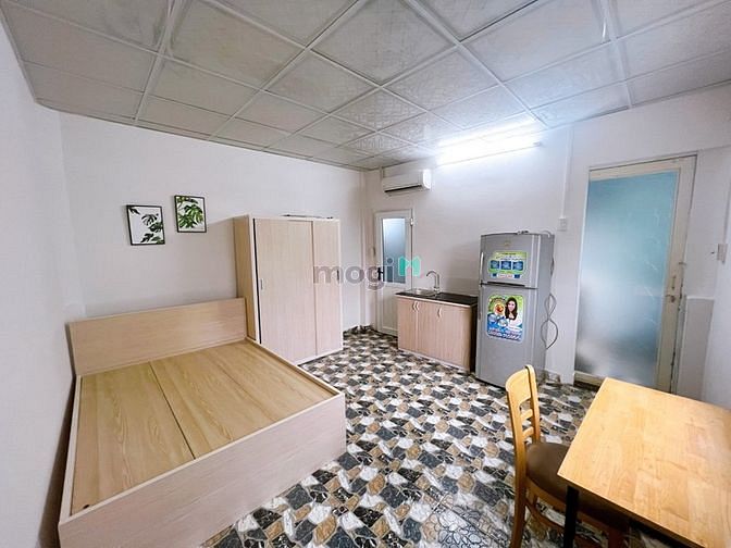 Hình ảnh Studio Cửa Sổ Nội Thất Cơ Bản Ngay Khu Lăng Cha Cả - Cách Sân Bay 5P