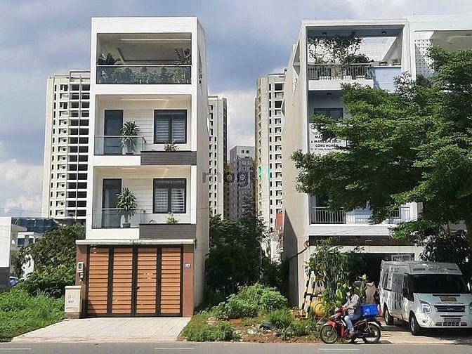 Hình ảnh Cho thuê đất mặt tiền đường Trương Văn Bang , Thạnh Mỹ Lợi, Tp Thủ Đức
