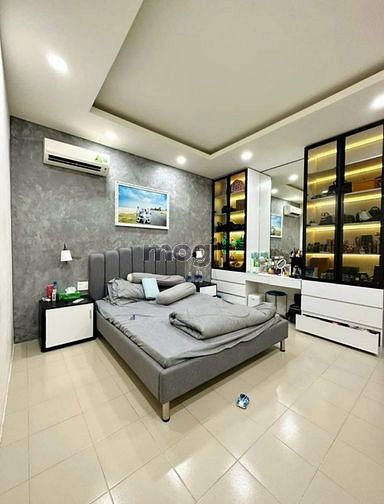Hình ảnh CHỐT LẸ Nhà Trần Bình Trọng 60m2 Chỉ 2,5 tỷ SHR