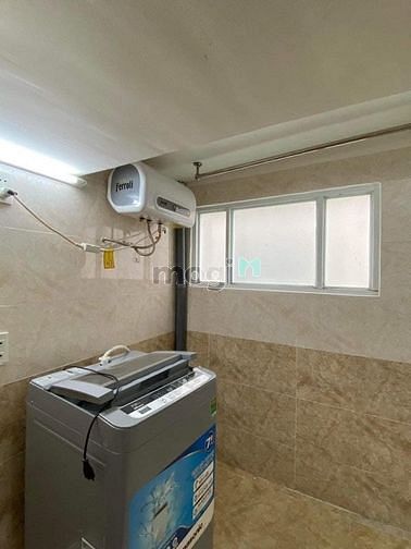 Hình ảnh Studio siêu rộng ngay sát q4 thuộc trung tâm q7 máy giặt riêng
