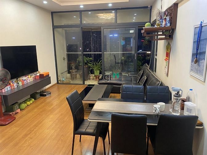 Hình ảnh Bán chung cư phố Trung Hoà, 90m2 , 3N2VS, Full đồ, giá 3 tỷ 3