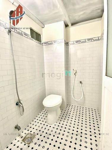 Hình ảnh Chỉ 4tr3 thuê ngay duplex ban công full nội thất KCX Tân Thuận Q7