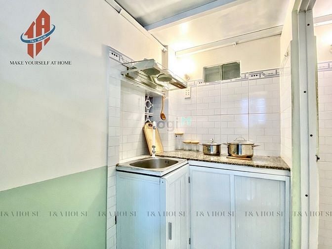 Hình ảnh Chỉ 4tr3 thuê ngay duplex ban công full nội thất KCX Tân Thuận Q7