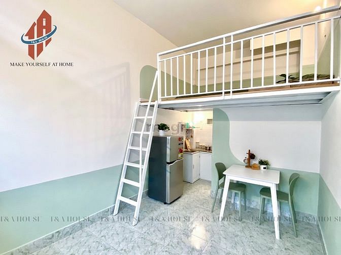 Hình ảnh Chỉ 4tr3 thuê ngay duplex ban công full nội thất KCX Tân Thuận Q7