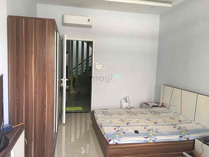 Hình ảnh Cho thuê nhà  HXH 377/1i  Phan Văn Trị, P11, Bình Thạnh .