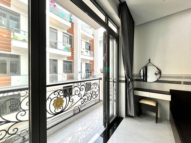Hình ảnh Căn Hộ Full Nội Thất Mới 100% - Rộng 35M2 Bancol, View Kính - Bắc Hải