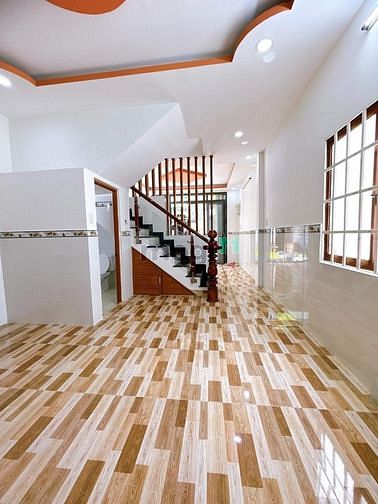 Hình ảnh Nhà Tân Phú - Xe hơi sát nhà - Hẻm thông - Chỉ hơn 3tỷ