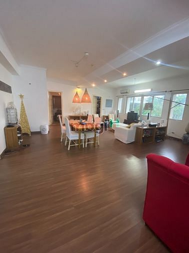 Hình ảnh Cần bán căn góc toà e5 ciputra rộng 200m2