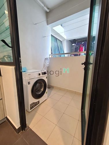 Hình ảnh Full nội thất như hình, Tầng cao view thoáng với giá 15Tr (Bao phí)