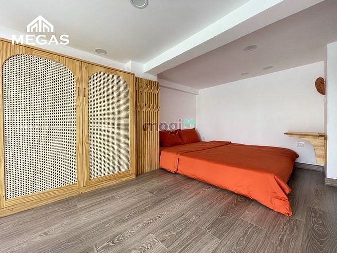 Hình ảnh Cho Thuê Căn Hộ Cao Cấp Có Bancol Riêng Cực Chill Quận 1