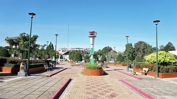 Hình ảnh Đất ngộp cần ra gấp mặt tiền đường 6m