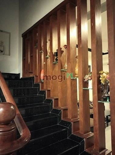 Hình ảnh Cho thuê nhà MT 409A Hoàng Sa P.8 Q.3.
