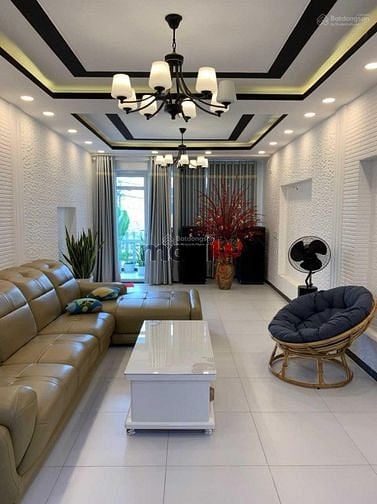 Hình ảnh Bán nhà mặt tiền Đ.Phan Văn Hớn Q.12 48m2 2PN 2WC 1T450 SHR
