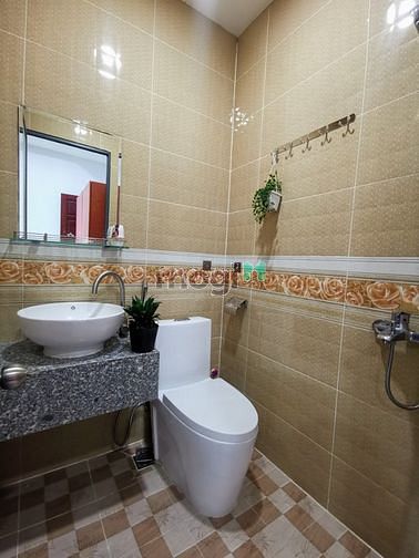 Hình ảnh Phòng cửa sổ trống Lê Thị Chợ, ngay chung cư Lacasa