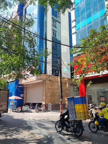 Hình ảnh Cho Thuê Nhà Mặt Phố Phường Láng Thượng, Đống Đa. 100m 7t 150tr