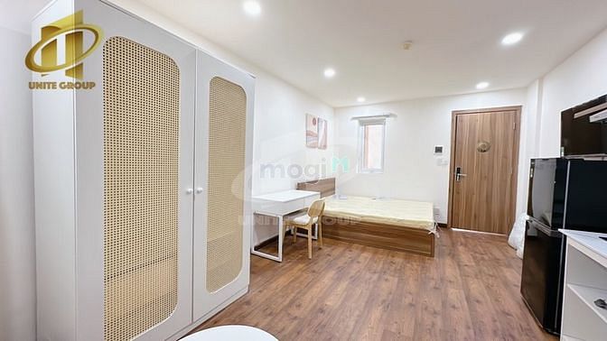 Hình ảnh Studio vị trí đẹp đầy đủ NT nằm ngay Cao đẳng Lý Tự Trọng Tân Bình