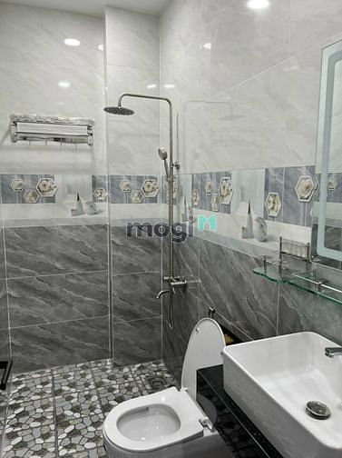 Hình ảnh Cho thuê tòa nhà 228/3A Nguyễn Đình Chiểu P.5 Quận 3.