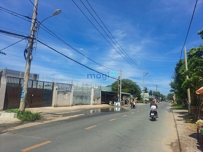 Hình ảnh Bán gấp đất mặt tiền bùi công trừng-nhị bình hóc môn 2840m2 chỉ 38 tỷ