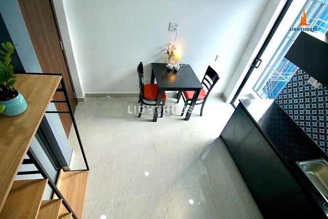 Hình ảnh Duplex mới tinh ngay Đh Công Thương Full nội thất Lê Trọng Tấn