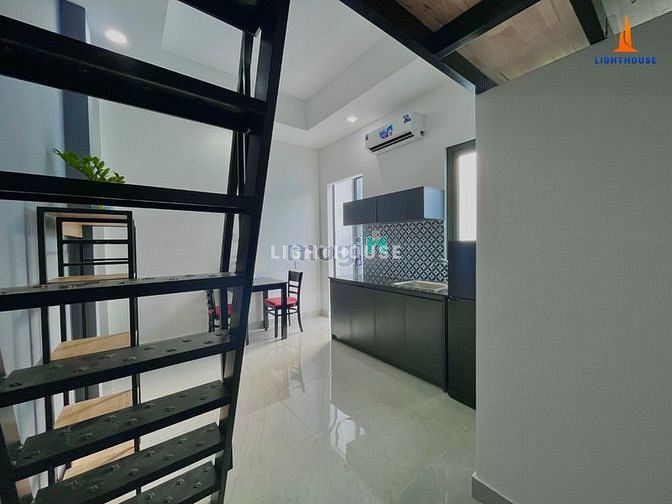 Hình ảnh Duplex mới tinh ngay Đh Công Thương Full nội thất Lê Trọng Tấn