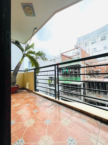 Hình ảnh Studio gần sân bay, đầy đủ đồ, có balcony, quận Tân Bình