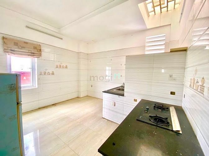 Hình ảnh Cho thuê nhà quận 10 gia rẻ 10/2023