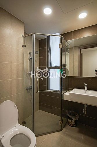 Hình ảnh Cho thuê  ICON 56, 2 phòng ngủ, 79m2 đầy đủ nội thất, giá chỉ 17 triệu