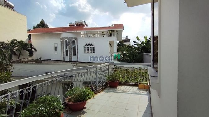 Hình ảnh Studio GIÁ RẺ ngay Hồ Thị Tư - Lê Văn Việt