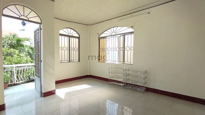 Hình ảnh Studio GIÁ RẺ ngay Hồ Thị Tư - Lê Văn Việt