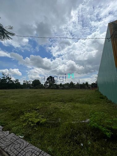 Hình ảnh 1 lô nằm ngay chợ mới Trảng Bom 120m2 giá 800tr, SHR full thổ cư.