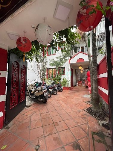 Hình ảnh Cho thuê biệt thự khu Phan Xích Long, Phường 7, Phú Nhuận