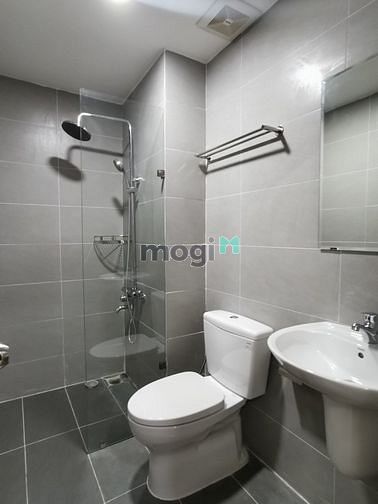 Hình ảnh Studio tông gỗ siêu xinh gần TDTU, NTTU, Lotte, RMIT,…