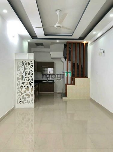Hình ảnh Cho thuê nhà 147/A5 Cô Giang, phường 2, Phú Nhuận
