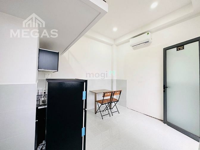 Hình ảnh Căn Hộ Giá Tốt Ban Công Full Nội Thất Hoà Bình - Luỹ Bán Bích