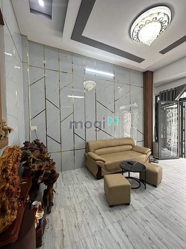Hình ảnh CHỐT LẸ Nhà Trần Bình Trọng 55m2 Chỉ 1,865 tỷ SHR
