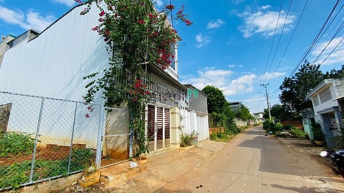 Hình ảnh Bán gấp lô đất thổ cư, 206m2, Gò Dầu, Tây Ninh, Giá 350tr , SHR.