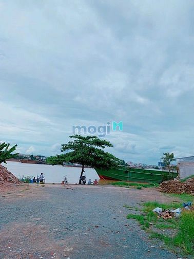 Hình ảnh Hạ giá 400tr Bán Gấp lô đất gần trường THCS Tân An P.Hoá An