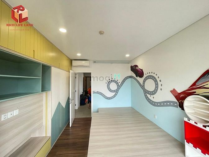 Hình ảnh Cho thuê Trang Chủ MB66.COM / Đăng Ký Tặng 66K DIAMOND ISLAND 3pn 2wc full nội thất 40TR