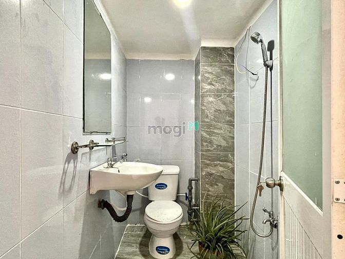 Hình ảnh Duplex Cửa Sổ Lớn Ngay Khu Sân Bay, gần ĐH Huflit Tân Bình 🔹
