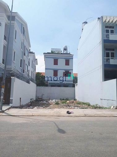 Hình ảnh Cực đẹp lô đất 100m2 giá 1tỷ799, SHR, thổ cư 100%,xd tự do,