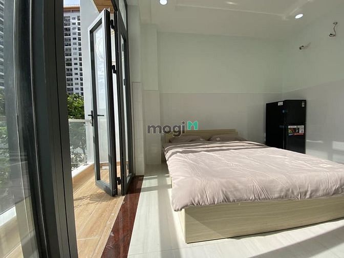 Hình ảnh Ban công + FULL Nội Thất_ Gần chợ Tân Hương _ Miễn phí giữ xe tháng