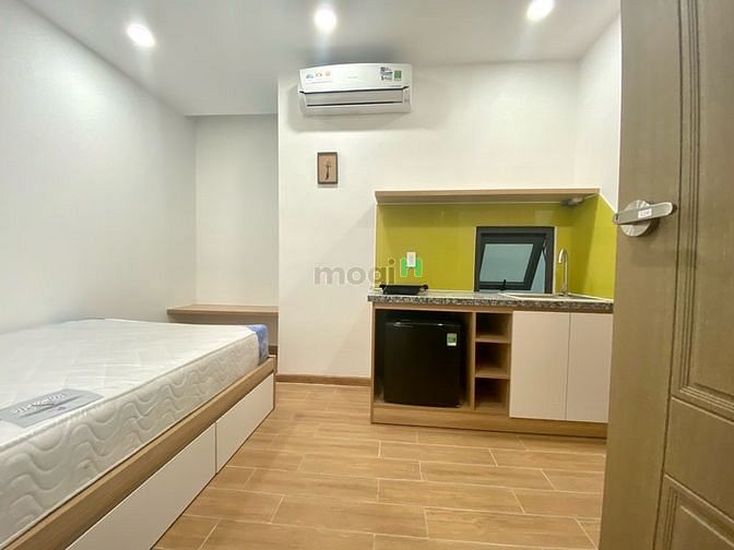 Hình ảnh Cho Thuê Căn Hộ Dịch Vụ Cách 0,5km Tại Phan Xích Long Giá Phải Chăng