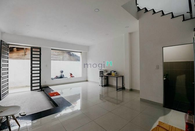 Hình ảnh Bán nhà Phan Văn Trị, 42.m2, 5 Tầng, 5PN, Giá 6.95 Tỷ TL