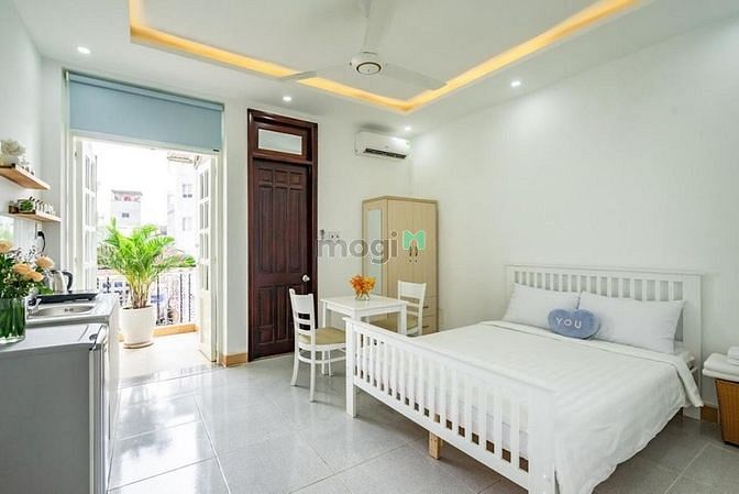 Hình ảnh Studio Bancon Full NT ngay chợ Tân Định CV Lê Văn Tám 35m2 giá 7tr5