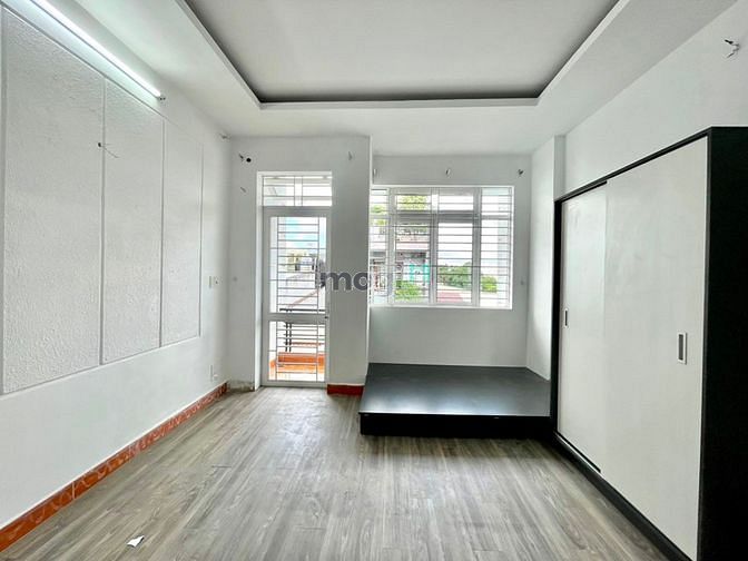 Hình ảnh Phòng bancol full nội thất giá từ 4tr5 ngay Phan Huy Ích