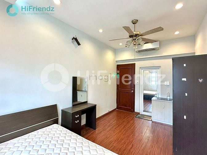 Hình ảnh Studio tiện nghi mặt tiền đường Tôn Thất Thuyết Quận 4